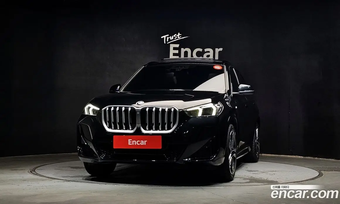 BMW X1 2025 2.0 автомат (гидро), фото 3 BMW X1 2025 2.0 автомат (гидро), фото 3