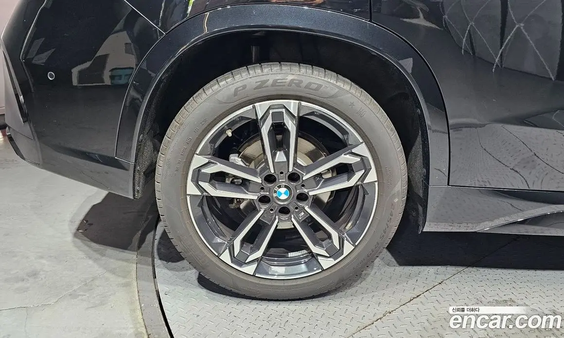 BMW X1 2025 2.0 автомат (гидро), фото 5 BMW X1 2025 2.0 автомат (гидро), фото 5