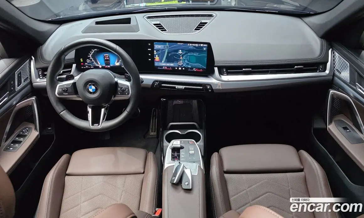 BMW X1 2025 2.0 автомат (гидро), фото 10 BMW X1 2025 2.0 автомат (гидро), фото 10