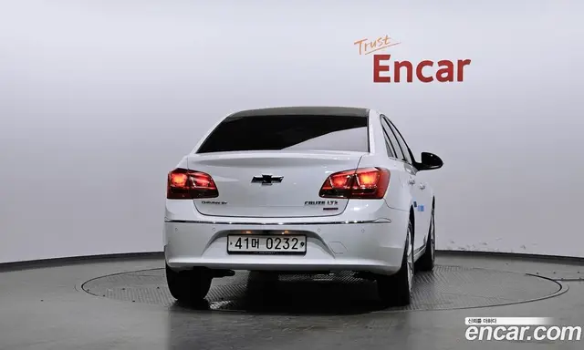 Chevrolet Cruze 2015 1.4 автомат (гидро), миниатюра 4 Chevrolet Cruze 2015 1.4 автомат (гидро), миниатюра 4