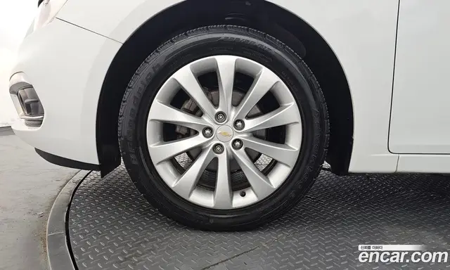 Chevrolet Cruze 2015 1.4 автомат (гидро), миниатюра 5 Chevrolet Cruze 2015 1.4 автомат (гидро), миниатюра 5
