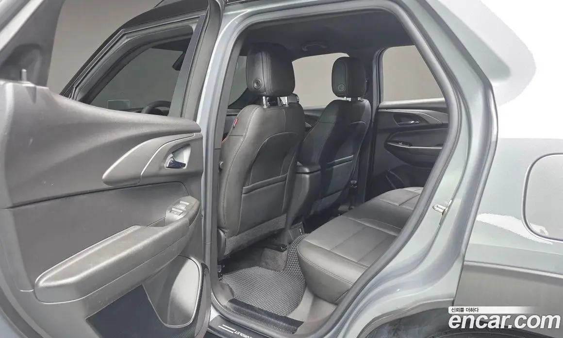 Chevrolet TrailBlazer 2023 1.3 автомат (гидро), фото 23 Chevrolet TrailBlazer 2023 1.3 автомат (гидро), фото 23