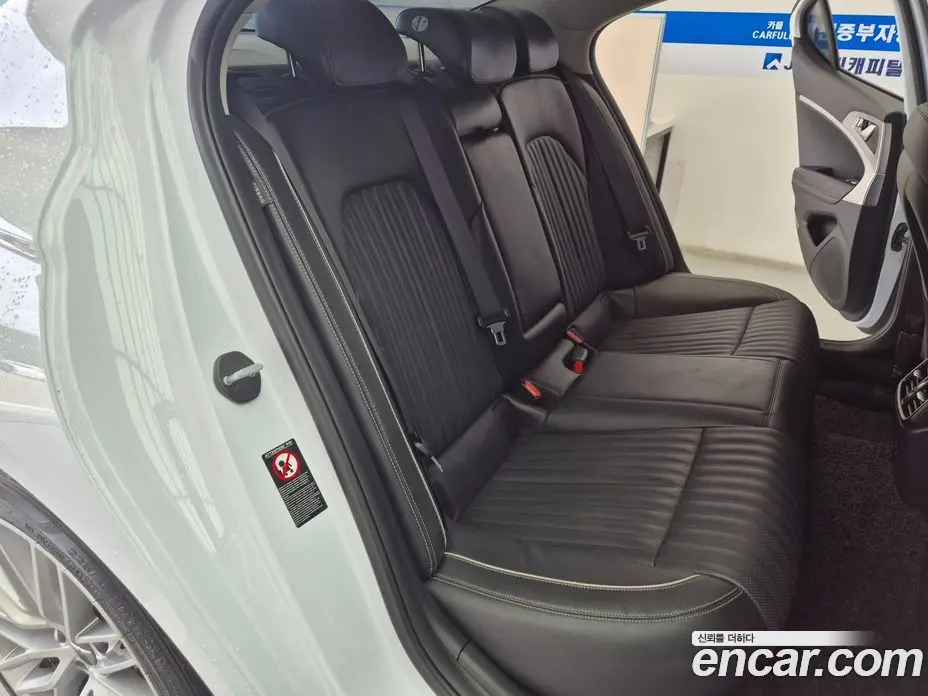 Genesis G70 2019 2.0 автомат (гидро), фото 11 Genesis G70 2019 2.0 автомат (гидро), фото 11