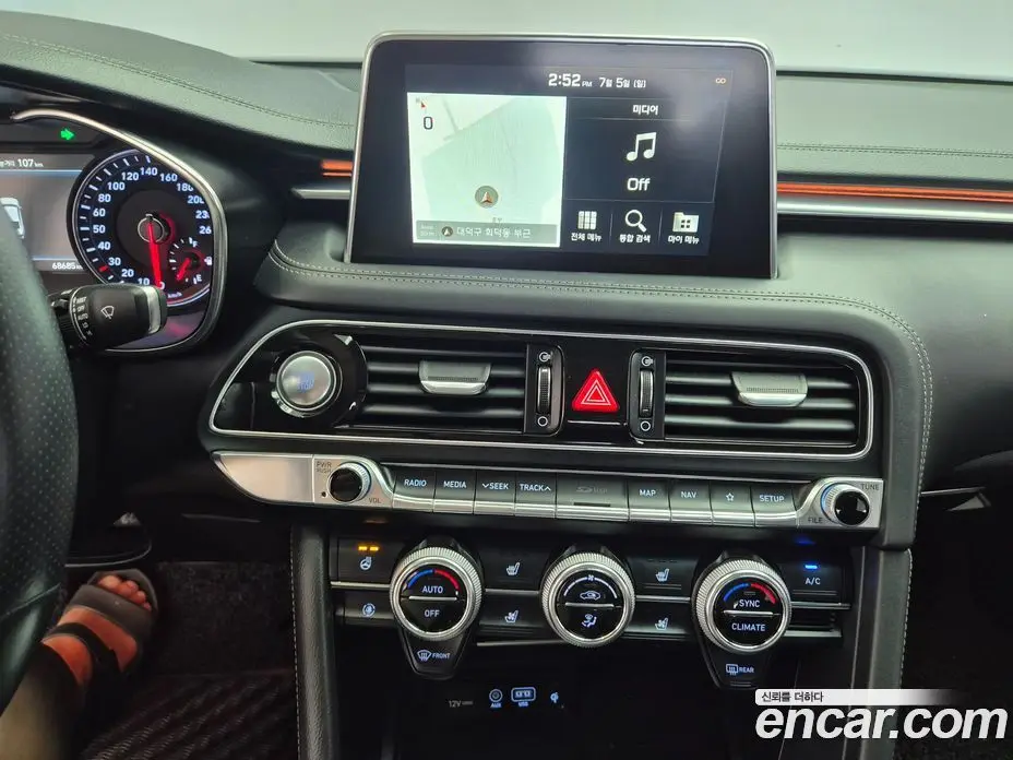Genesis G70 2019 2.0 автомат (гидро), фото 13 Genesis G70 2019 2.0 автомат (гидро), фото 13