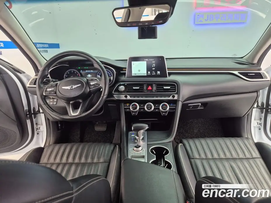 Genesis G70 2019 2.0 автомат (гидро), фото 8 Genesis G70 2019 2.0 автомат (гидро), фото 8