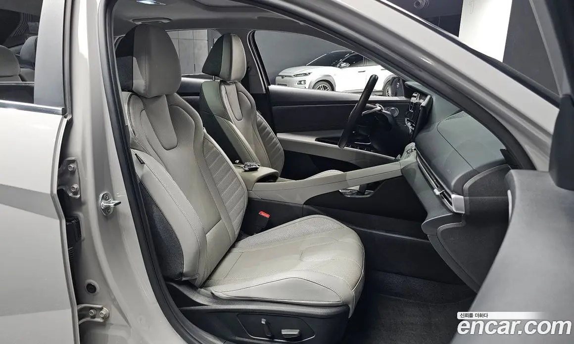 Hyundai Avante 2022 1.6 автомат (гидро), фото 16 Hyundai Avante 2022 1.6 автомат (гидро), фото 16