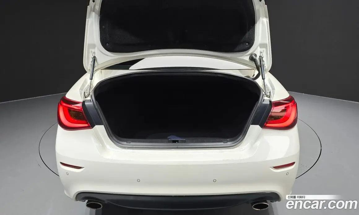 Infiniti Q70 2016 3.7 автомат (гидро), фото 20 Infiniti Q70 2016 3.7 автомат (гидро), фото 20