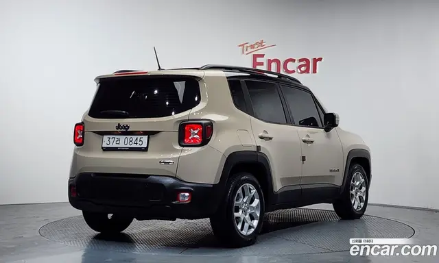 Jeep Renegade 2015 2.4 автомат (гидро), миниатюра 2 Jeep Renegade 2015 2.4 автомат (гидро), миниатюра 2