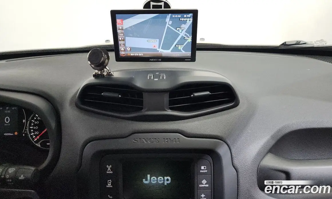 Jeep Renegade 2015 2.4 автомат (гидро), фото 15 Jeep Renegade 2015 2.4 автомат (гидро), фото 15