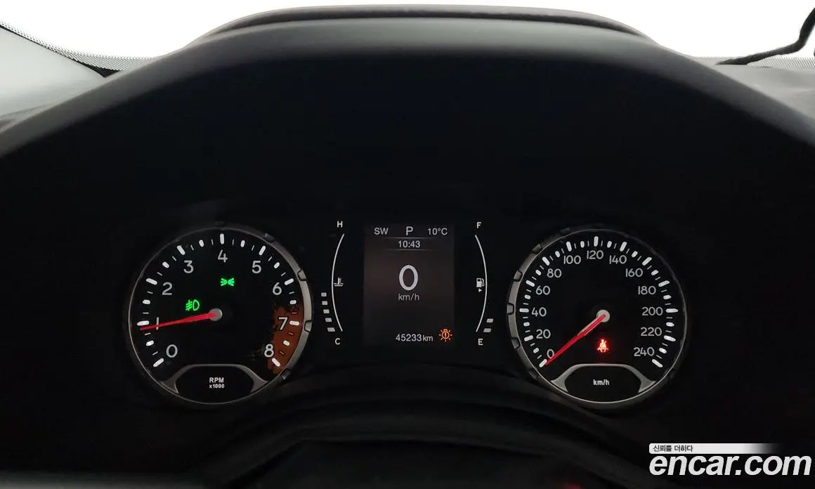 Jeep Renegade 2015 2.4 автомат (гидро), фото 8 Jeep Renegade 2015 2.4 автомат (гидро), фото 8