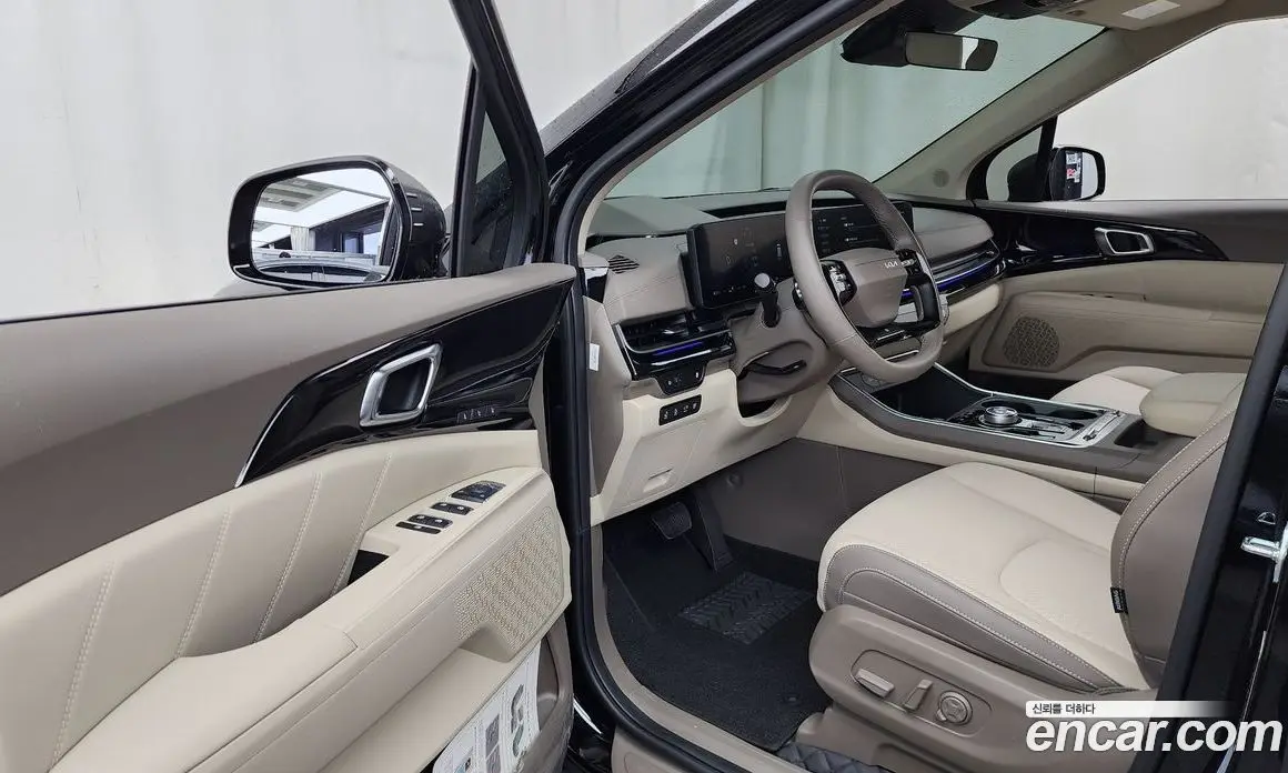 Kia Carnival 2026 1.6 автомат (гидро), фото 13 Kia Carnival 2026 1.6 автомат (гидро), фото 13