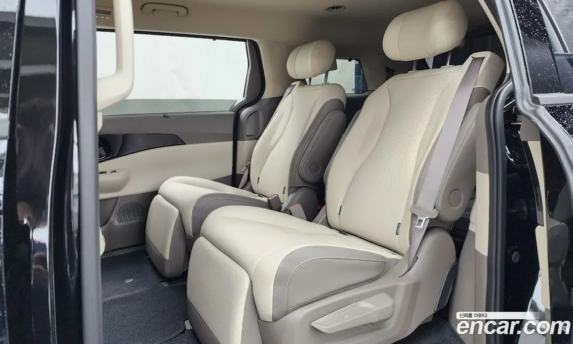Kia Carnival 2026 1.6 автомат (гидро), фото 16 Kia Carnival 2026 1.6 автомат (гидро), фото 16