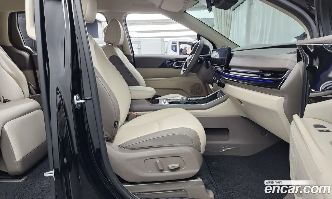 Kia Carnival 2026 1.6 автомат (гидро), фото 17 Kia Carnival 2026 1.6 автомат (гидро), фото 17