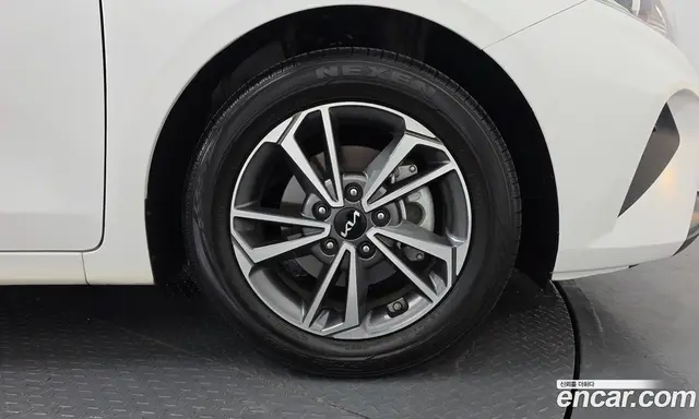 Kia K3 2023 1.6 автомат (гидро), миниатюра 5 Kia K3 2023 1.6 автомат (гидро), миниатюра 5