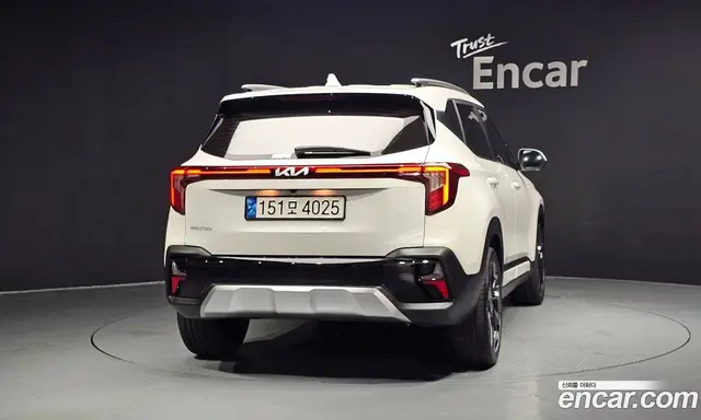 Kia Seltos 2023 1.6 автомат (гидро), миниатюра 4 Kia Seltos 2023 1.6 автомат (гидро), миниатюра 4