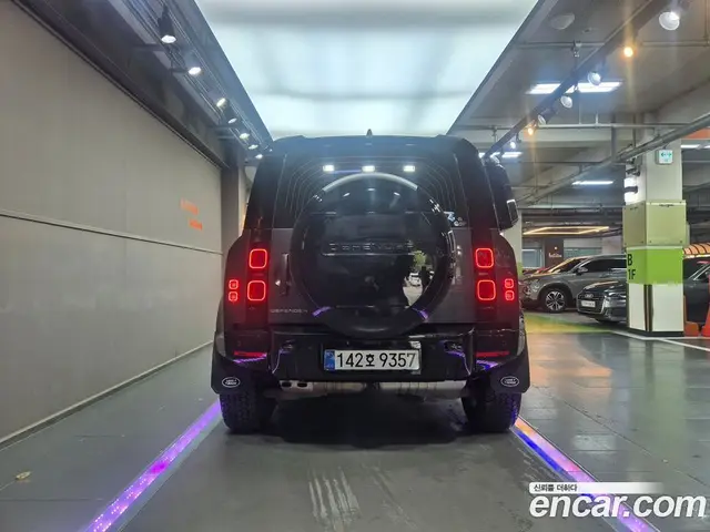 Land Rover Defender 2025 3.0 автомат (гидро), миниатюра 4 Land Rover Defender 2025 3.0 автомат (гидро), миниатюра 4