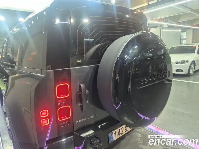 Land Rover Defender 2025 3.0 автомат (гидро), миниатюра 8 Land Rover Defender 2025 3.0 автомат (гидро), миниатюра 8