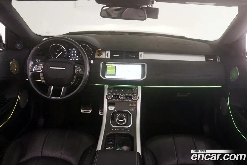 Land Rover Range Rover Evoque 2017 2.0 автомат (гидро), фото 2 Land Rover Range Rover Evoque 2017 2.0 автомат (гидро), фото 2