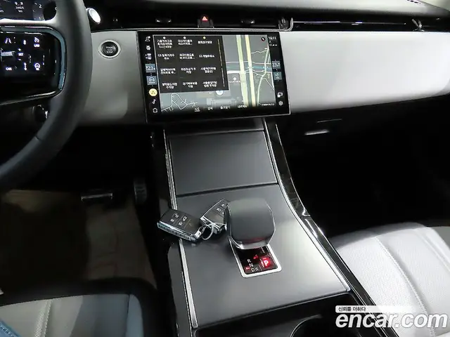 Land Rover Range Rover Evoque 2024 2.0 автомат (гидро), миниатюра 9 Land Rover Range Rover Evoque 2024 2.0 автомат (гидро), миниатюра 9