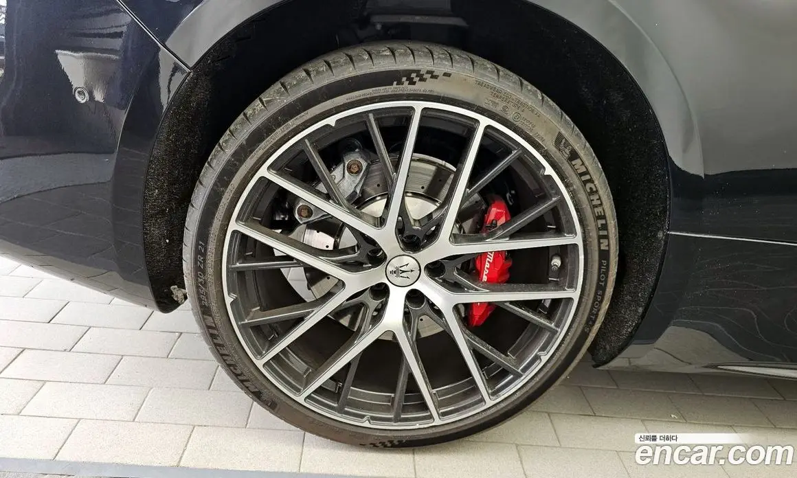 Maserati Gran Cabrio 2024 3.0 автомат (гидро), фото 4 Maserati Gran Cabrio 2024 3.0 автомат (гидро), фото 4