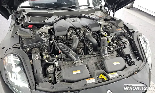 Maserati Gran Cabrio 2024 3.0 автомат (гидро), миниатюра 5 Maserati Gran Cabrio 2024 3.0 автомат (гидро), миниатюра 5
