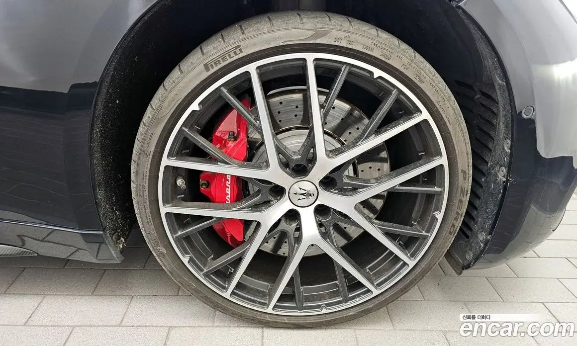 Maserati Gran Cabrio 2024 3.0 автомат (гидро), фото 6 Maserati Gran Cabrio 2024 3.0 автомат (гидро), фото 6