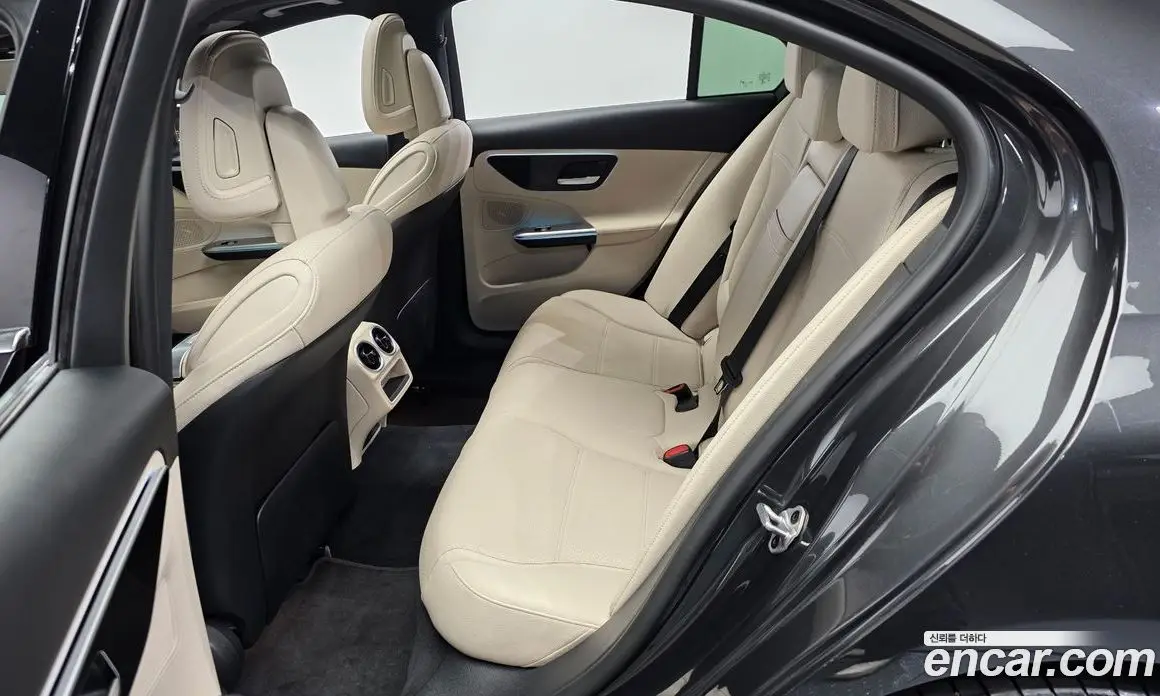 Mercedes-Benz C-Class 2022 2.0 автомат (гидро), фото 16 Mercedes-Benz C-Class 2022 2.0 автомат (гидро), фото 16