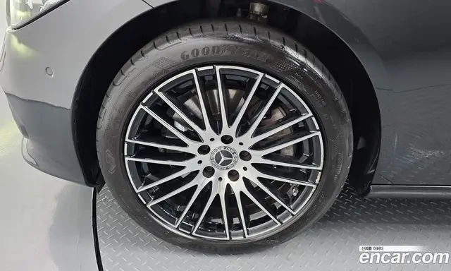 Mercedes-Benz C-Class 2022 2.0 автомат (гидро), миниатюра 5 Mercedes-Benz C-Class 2022 2.0 автомат (гидро), миниатюра 5