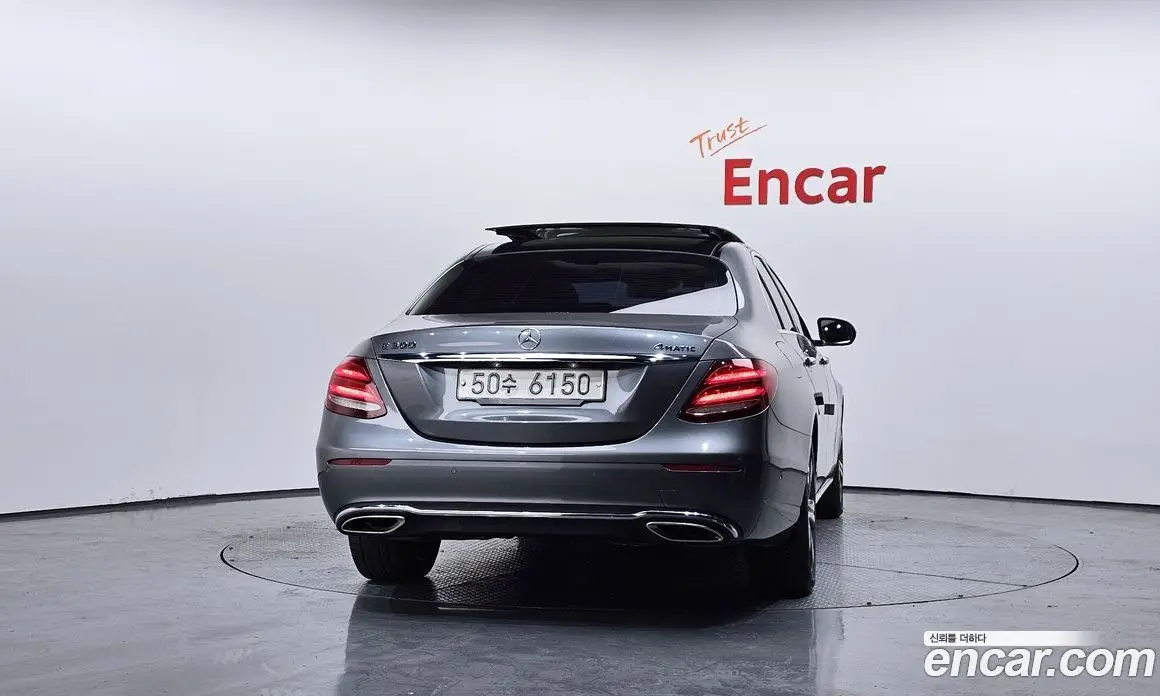 Mercedes-Benz E-Class 2017 2.0 автомат (гидро), фото 4