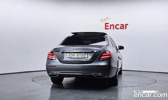 Mercedes-Benz E-Class 2017 2.0 автомат (гидро), миниатюра 4