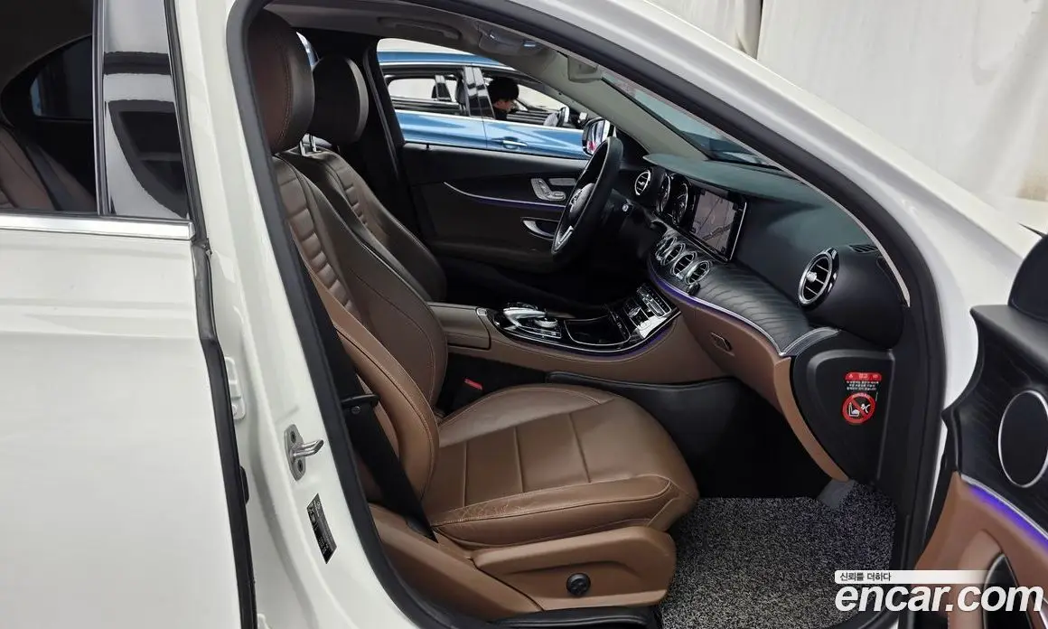 Mercedes-Benz E-Class 2018 1.9 автомат (гидро), фото 11 Mercedes-Benz E-Class 2018 1.9 автомат (гидро), фото 11
