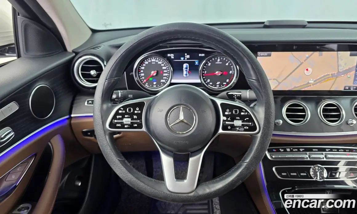 Mercedes-Benz E-Class 2018 1.9 автомат (гидро), фото 13 Mercedes-Benz E-Class 2018 1.9 автомат (гидро), фото 13
