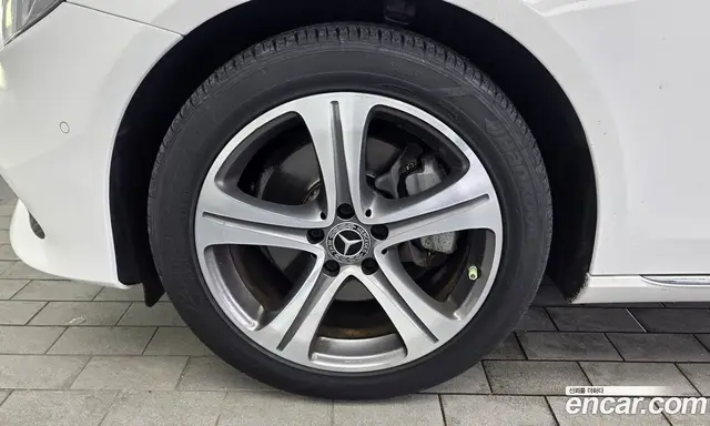 Mercedes-Benz E-Class 2018 1.9 автомат (гидро), миниатюра 5 Mercedes-Benz E-Class 2018 1.9 автомат (гидро), миниатюра 5