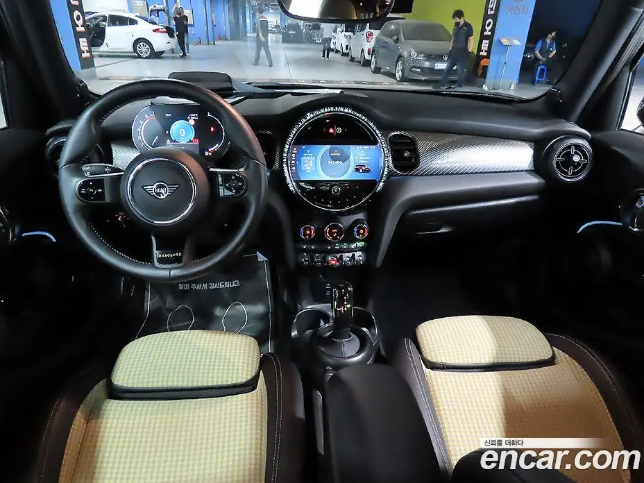 Mini Cooper 2023 1.5 автомат (гидро), фото 5 Mini Cooper 2023 1.5 автомат (гидро), фото 5