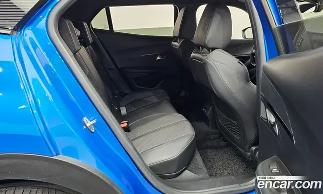 Peugeot 2008 2022 0.1 автомат (гидро), миниатюра 11