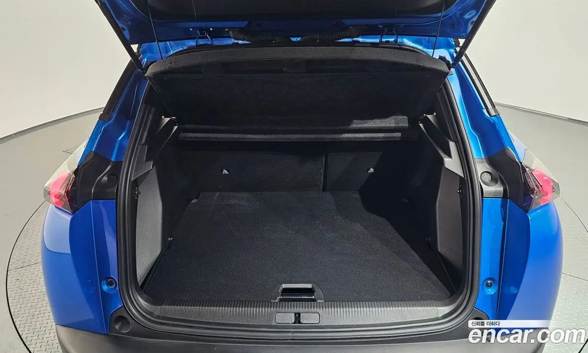 Peugeot 2008 2022 0.1 автомат (гидро), фото 15