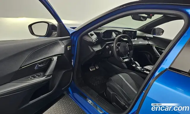 Peugeot 2008 2022 0.1 автомат (гидро), миниатюра 10