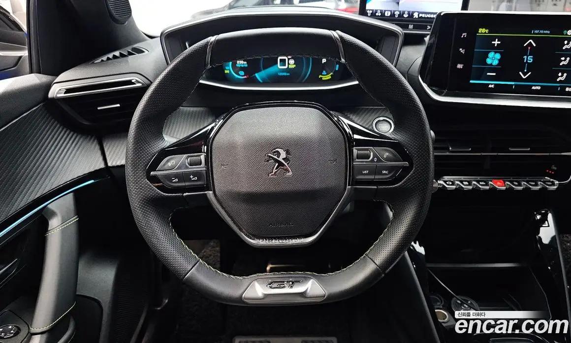 Peugeot 2008 2023 0.1 автомат (гидро), фото 19