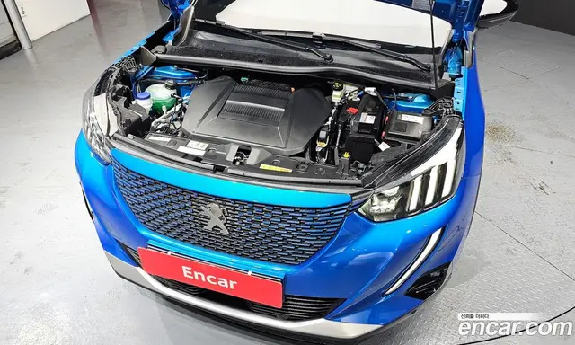 Peugeot 2008 2023 0.1 автомат (гидро), миниатюра 6
