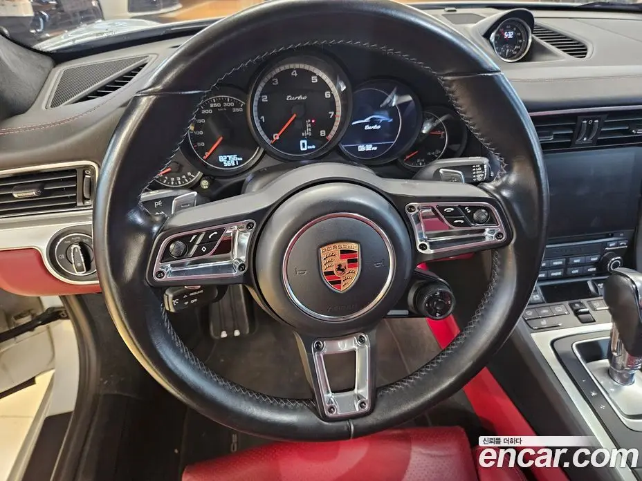 Porsche 911 2017 3.8 автомат (гидро), фото 11 Porsche 911 2017 3.8 автомат (гидро), фото 11