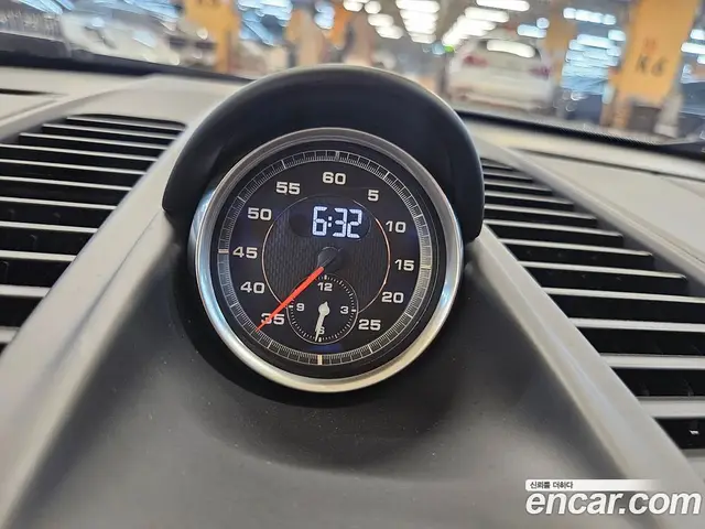 Porsche 911 2017 3.8 автомат (гидро), миниатюра 12