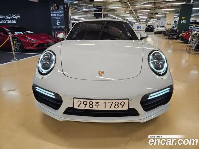 Porsche 911 2017 3.8 автомат (гидро), миниатюра 3 Porsche 911 2017 3.8 автомат (гидро), миниатюра 3