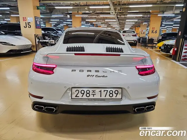 Porsche 911 2017 3.8 автомат (гидро), миниатюра 6 Porsche 911 2017 3.8 автомат (гидро), миниатюра 6