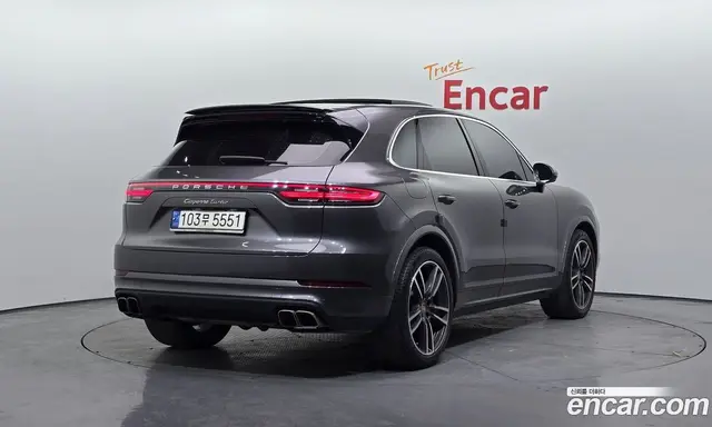 Porsche Cayenne 2021 4.0 автомат (гидро), миниатюра 2