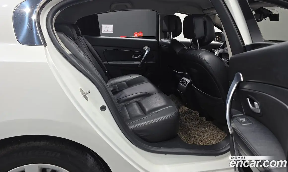 Renault (Samsung) SM5 2015 1.5 автомат (гидро), фото 11 Renault (Samsung) SM5 2015 1.5 автомат (гидро), фото 11