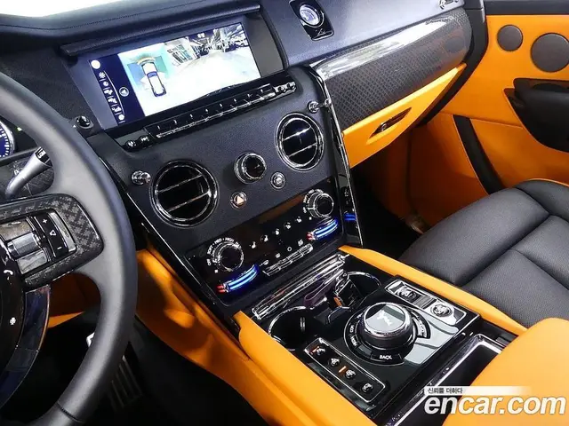 Rolls-Royce Cullinan 2024 6.7 автомат (гидро), миниатюра 12