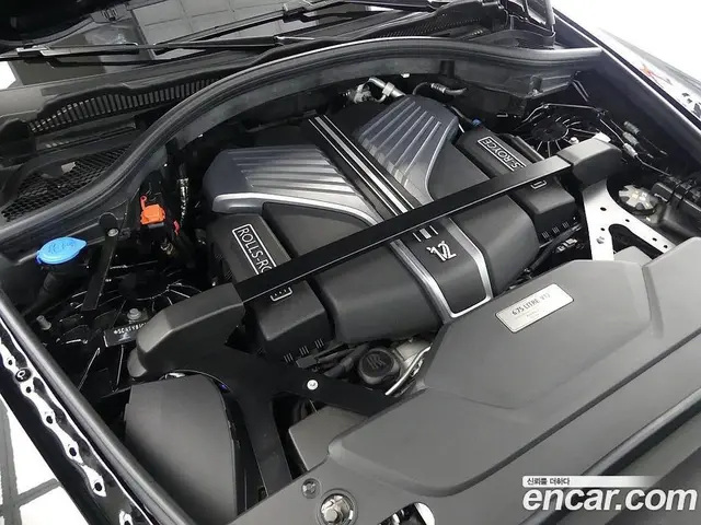 Rolls-Royce Cullinan 2024 6.7 автомат (гидро), миниатюра 5 Rolls-Royce Cullinan 2024 6.7 автомат (гидро), миниатюра 5