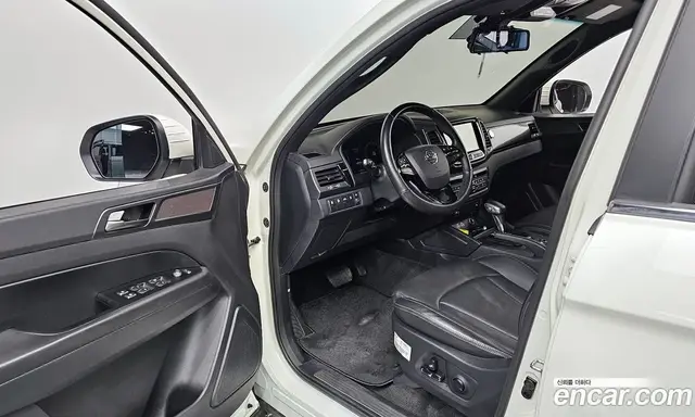 SsangYong Rexton 2023 2.2 автомат (гидро), миниатюра 11
