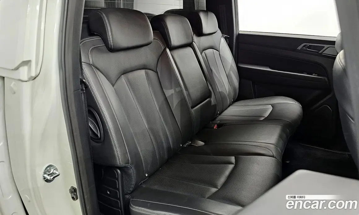 SsangYong Rexton 2023 2.2 автомат (гидро), фото 12