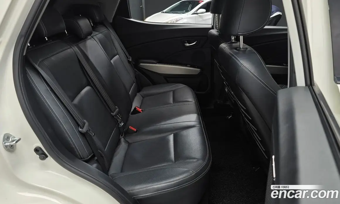 SsangYong TIBOLI 2016 1.6 автомат (гидро), фото 11 SsangYong TIBOLI 2016 1.6 автомат (гидро), фото 11